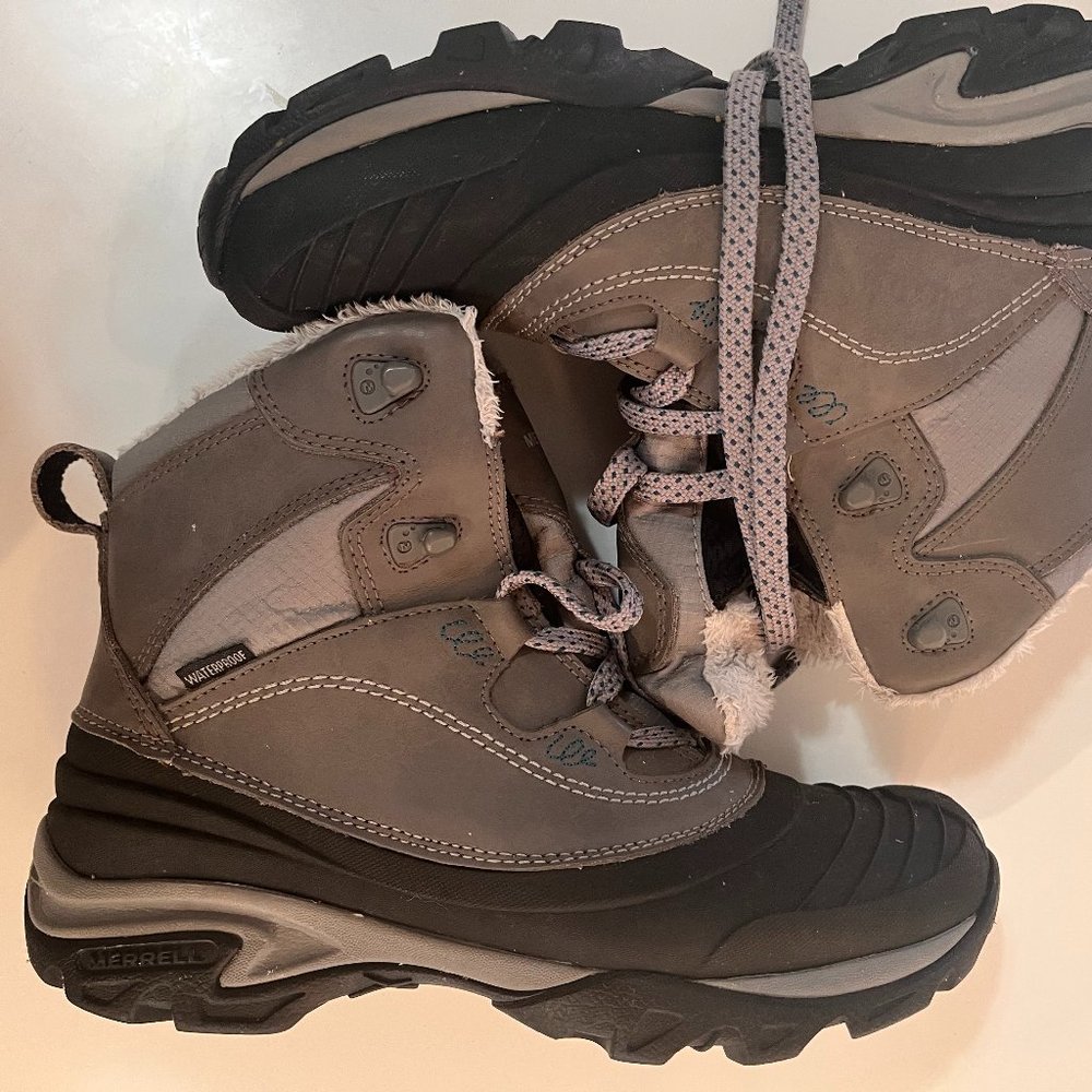 Merrell Kids/6 Waterproof Insulated Boots - Like New